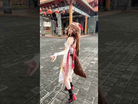 Ye Shunguang wanna show her moves #cosplay #yeshunguang #zzz #foxgirl