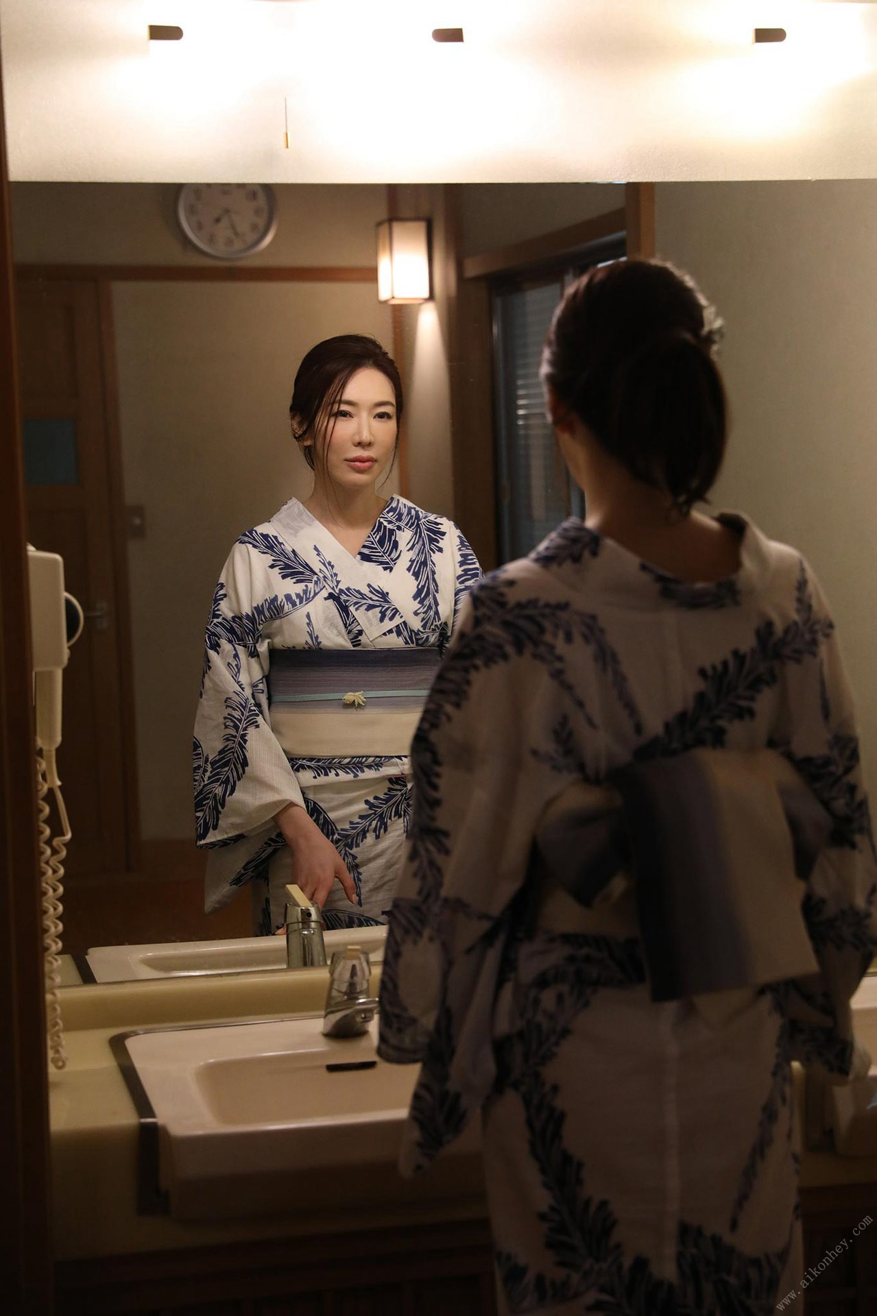 Kazuko Iwamoto 岩本和子, 周刊ポストデジタル写真集 「いけない旅情」 Set.02 No.0206ff